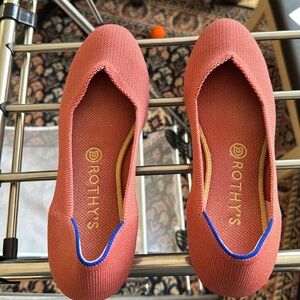 Pink Rothy’s Flats Size 9